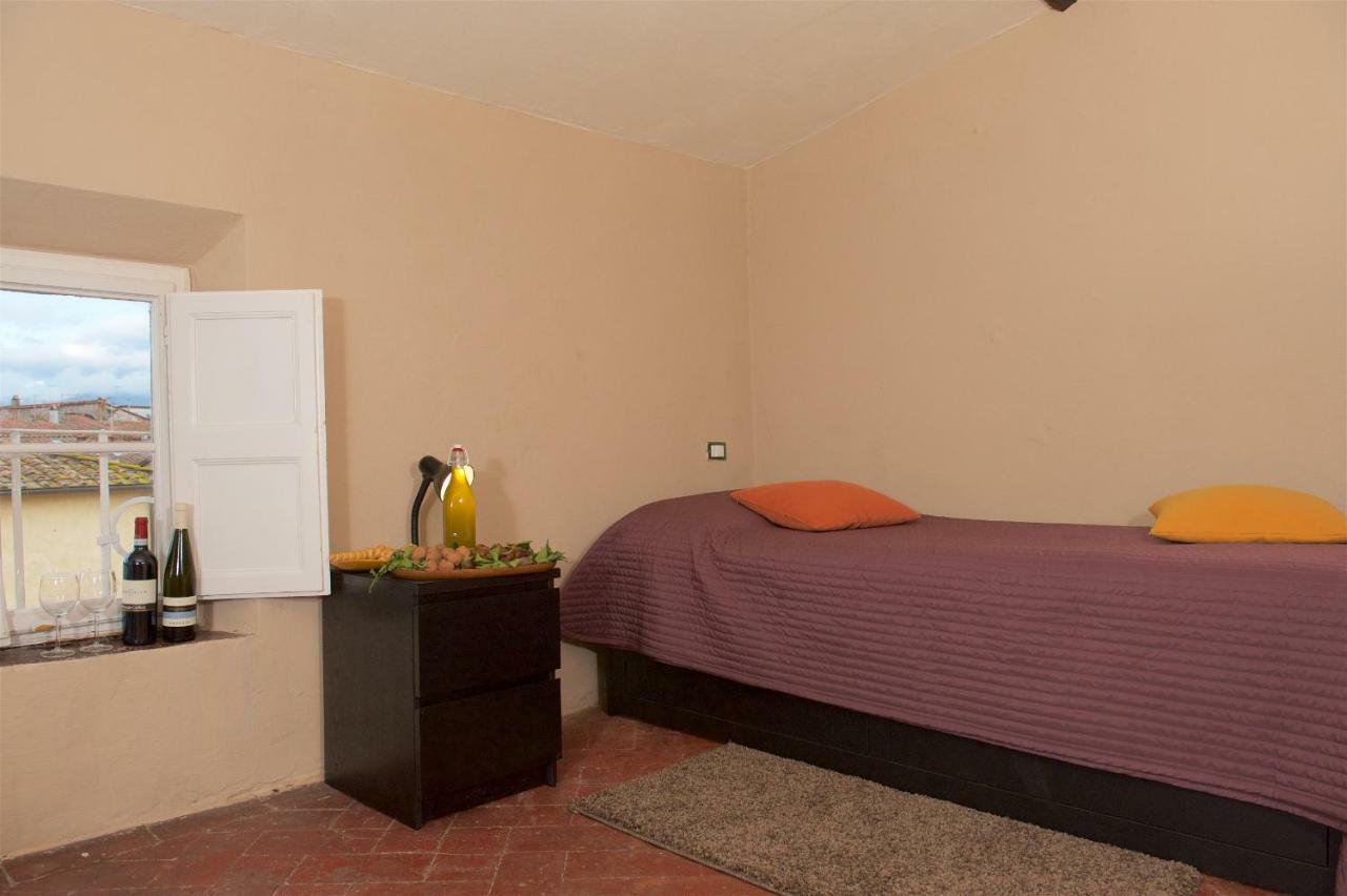 Liberi Mercanti - Guest House Affittacamere Lucca Ngoại thất bức ảnh